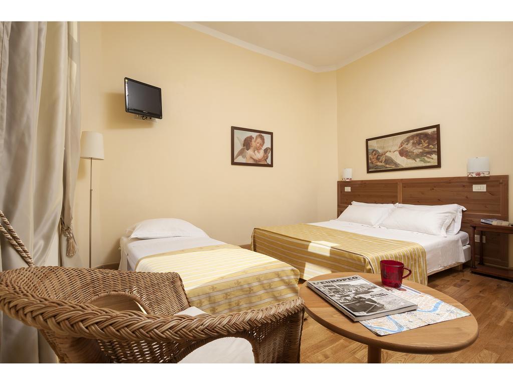 Dimora Del Papa Apartment Rome Bilik gambar